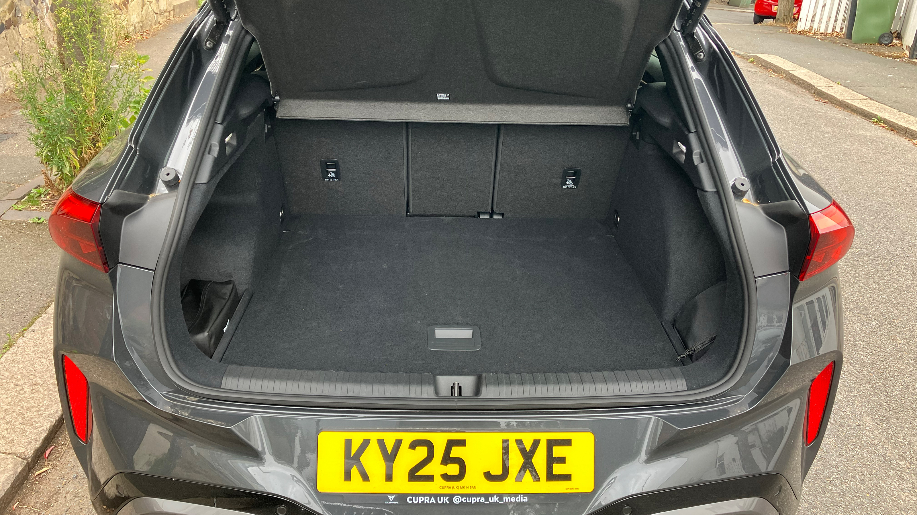 Cupra Terramar V2 - boot space