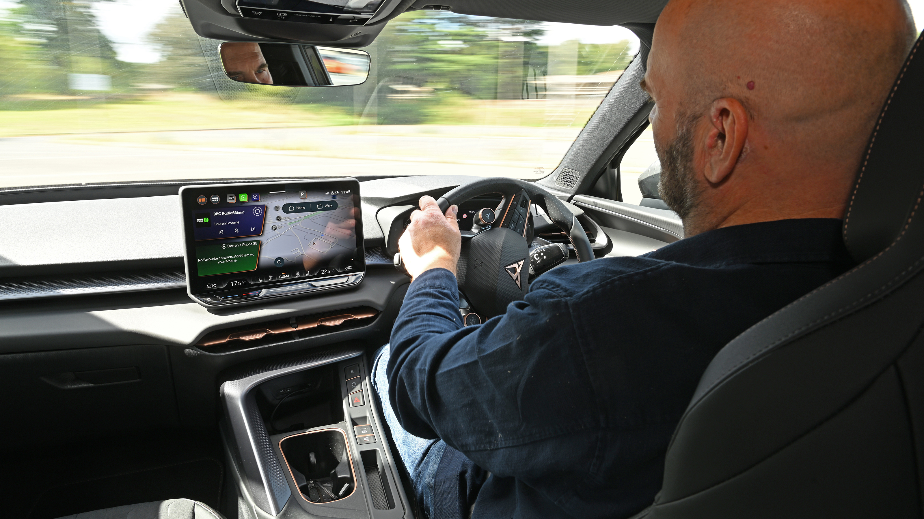 Cupra Terramar V2 - driving