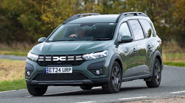 Dacia Jogger - front cornering