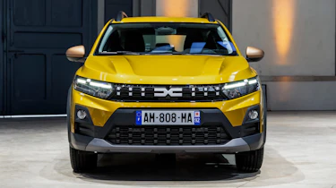 Dacia Sandero Stepway facelift - full front