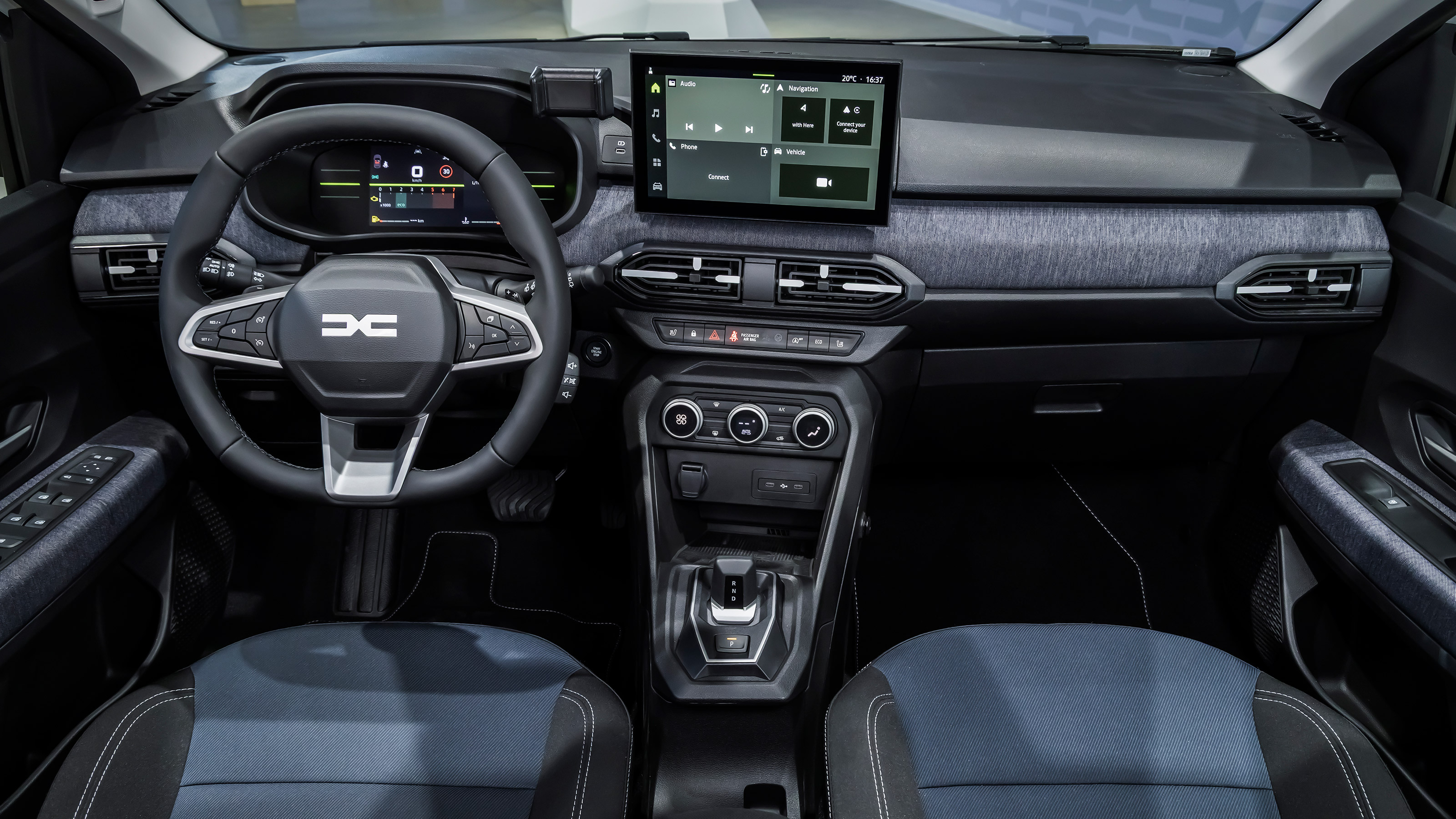 Dacia Sandero facelift - dash