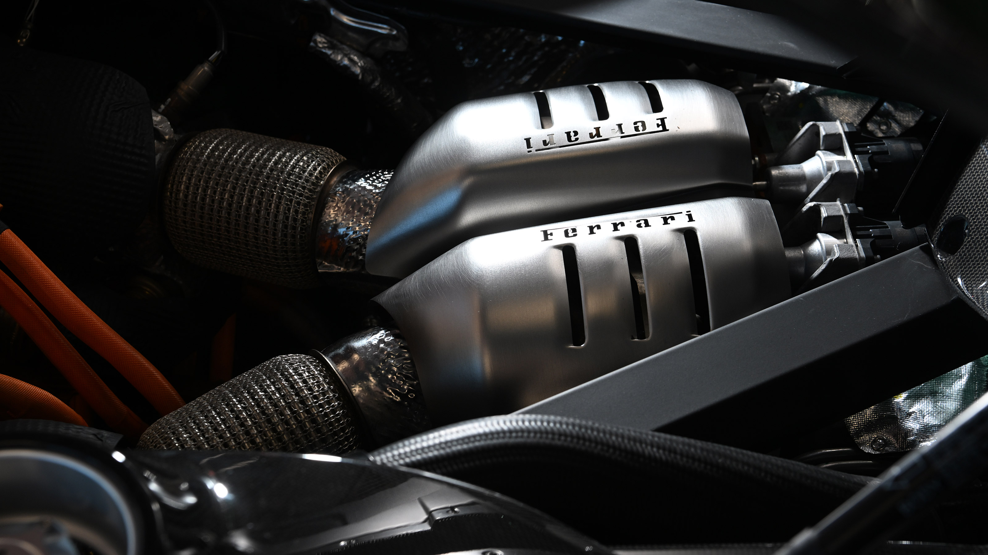 Ferrari 296 Speciale - engine