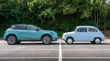 Fiat 600s face off
