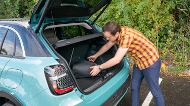 Fiat 600e boot space