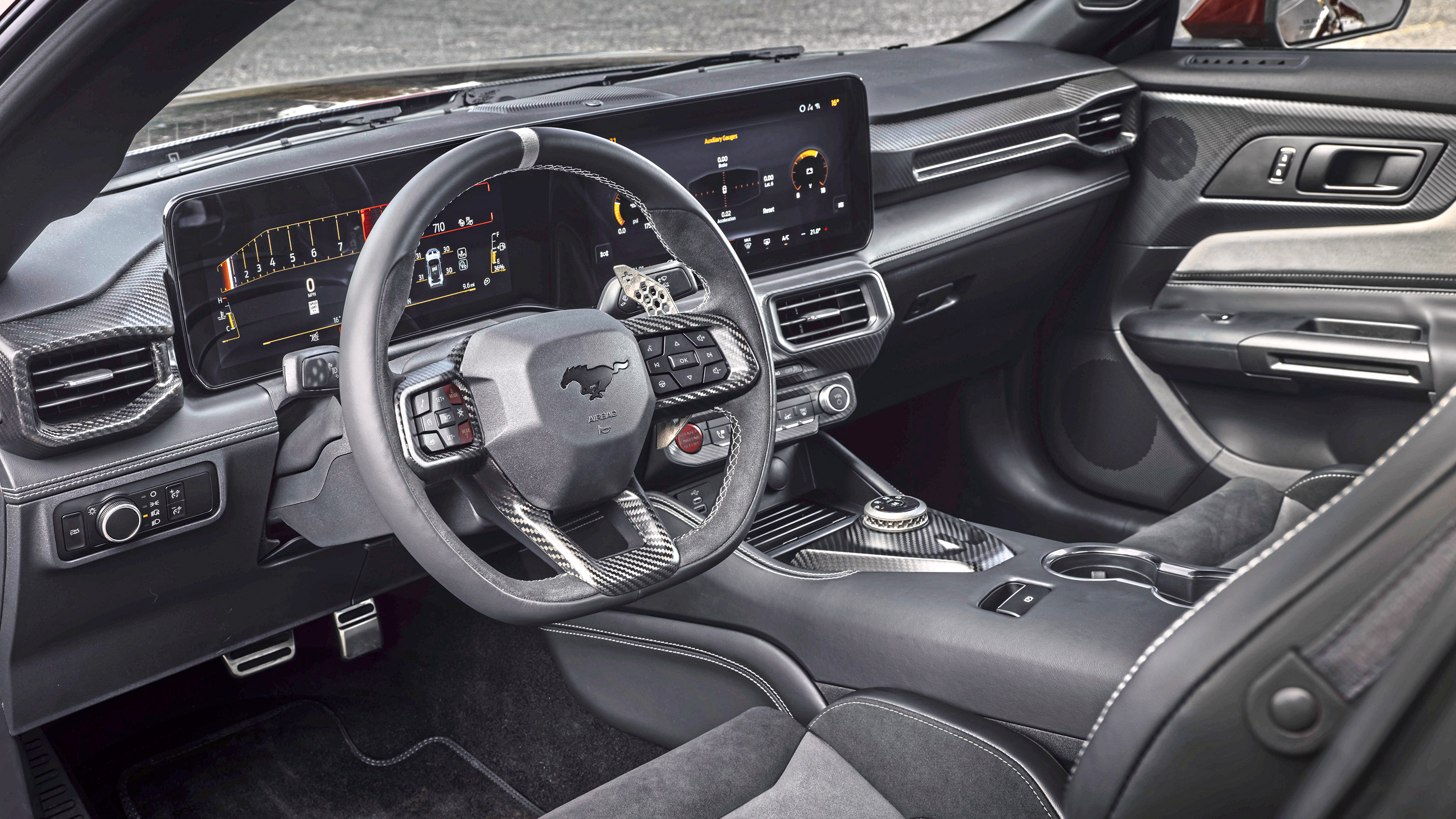 Ford Mustang GTD - cabin