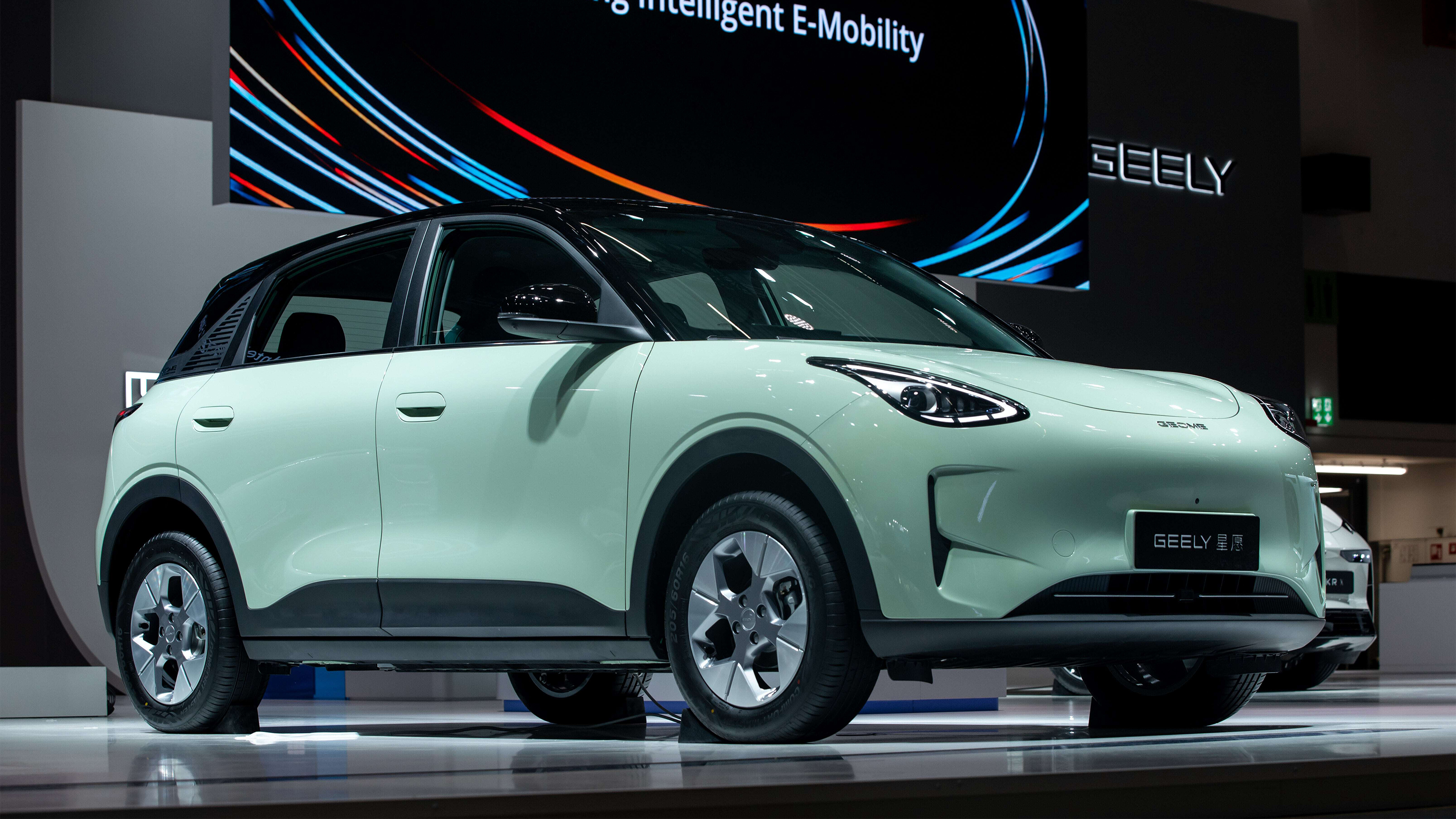 GEELY - EX2