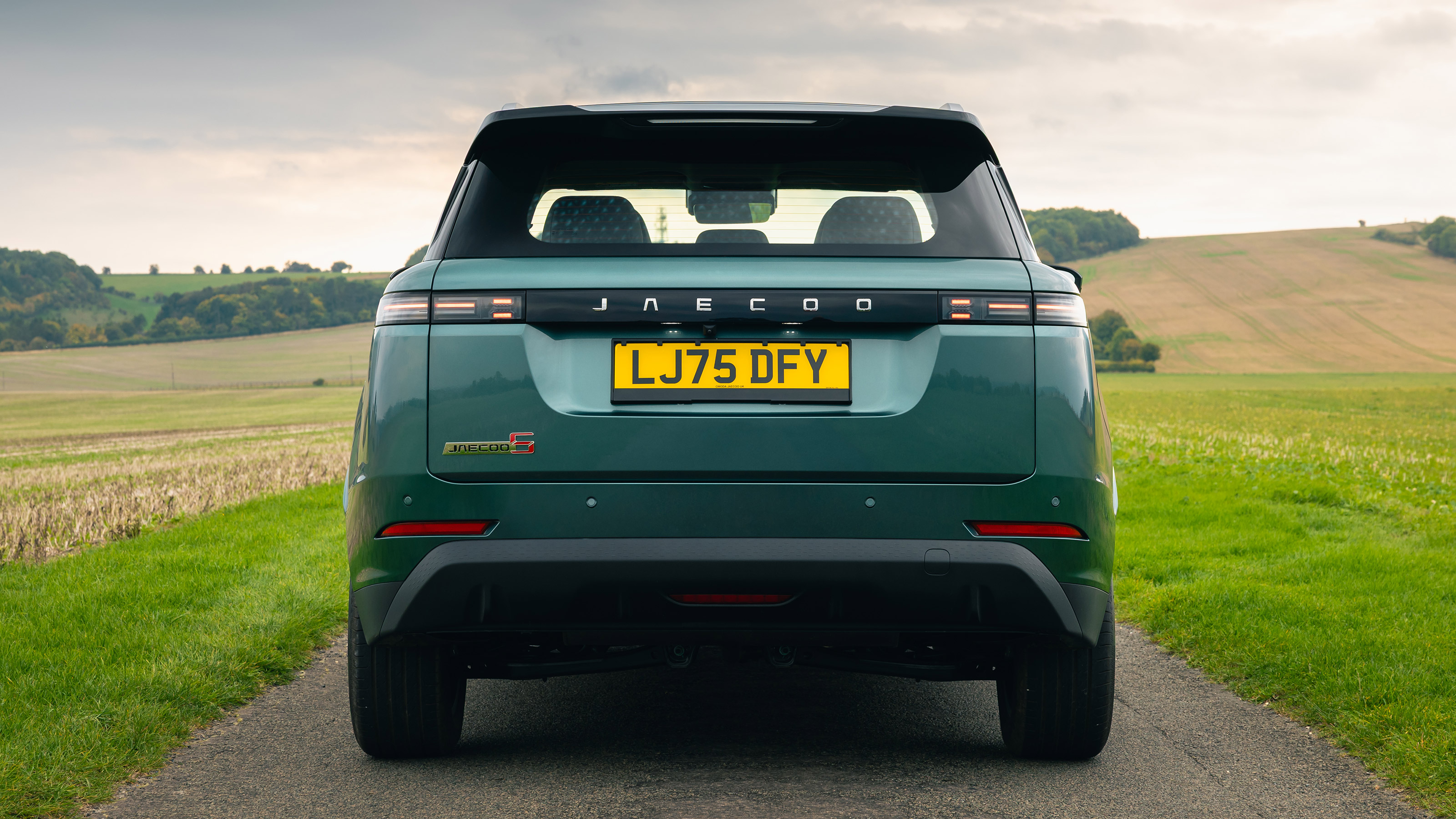 Jaecoo 5 - full rear static