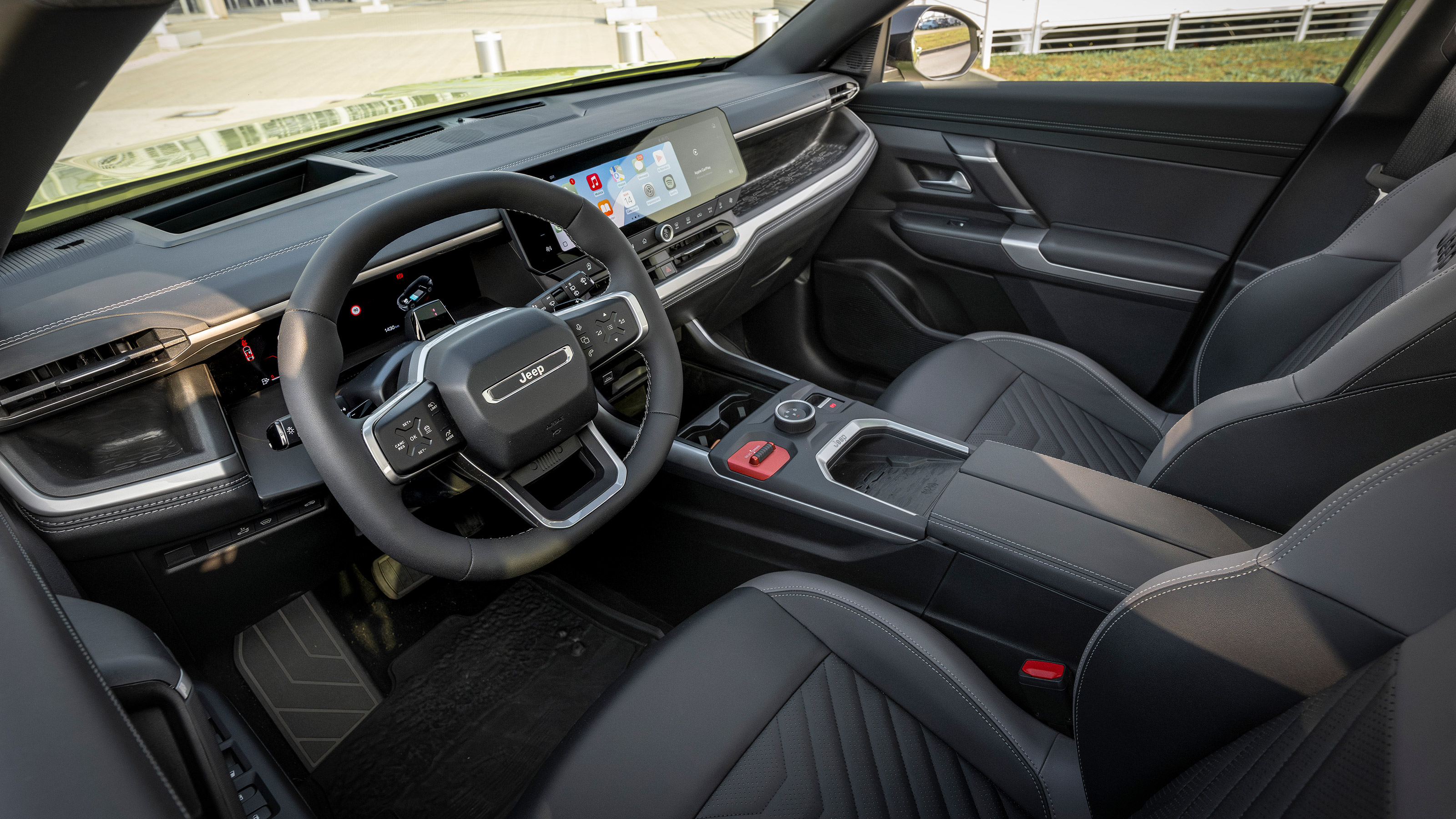 Jeep Compass e-Hybrid - dash
