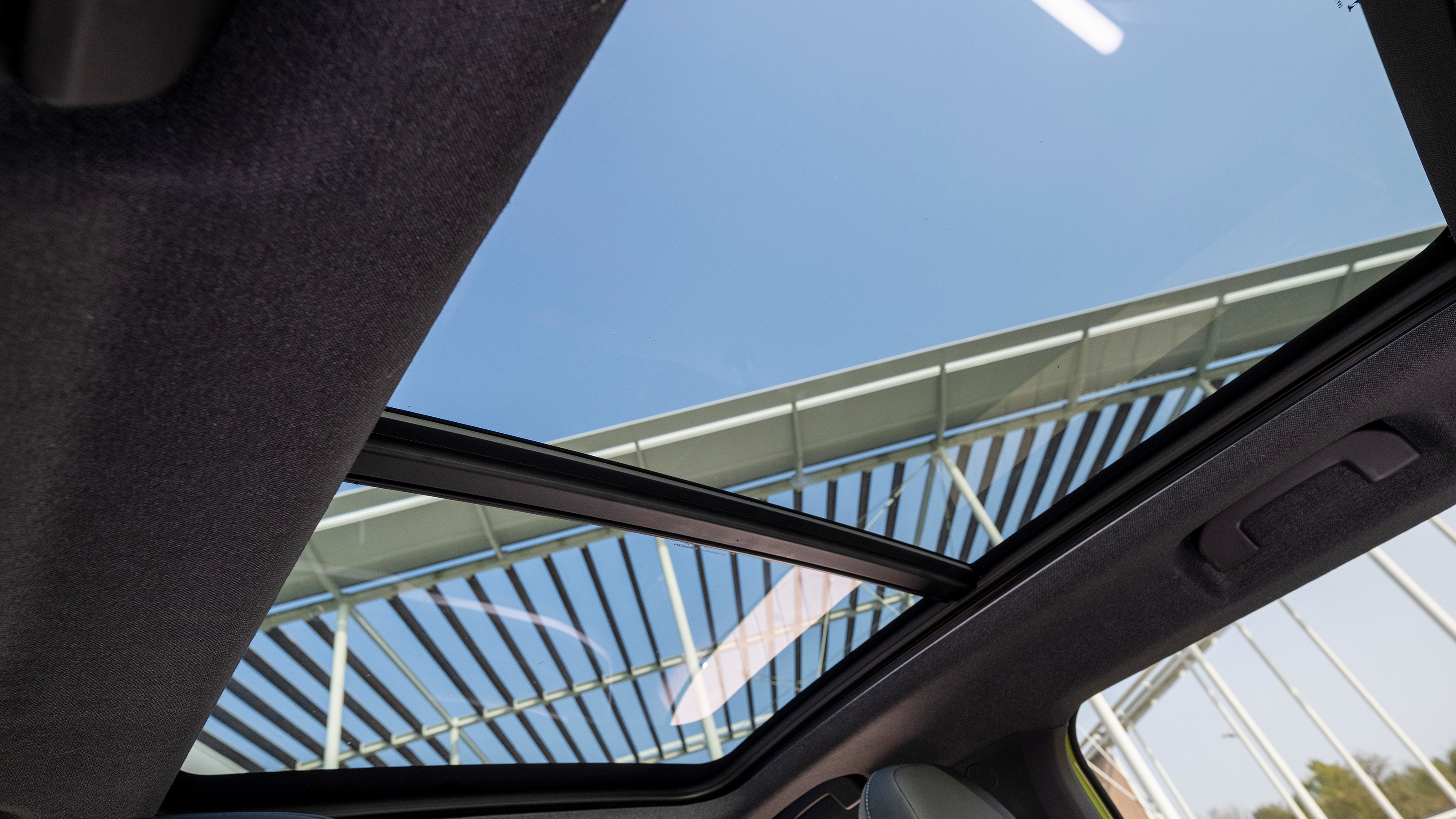 Jeep Compass - sunroof
