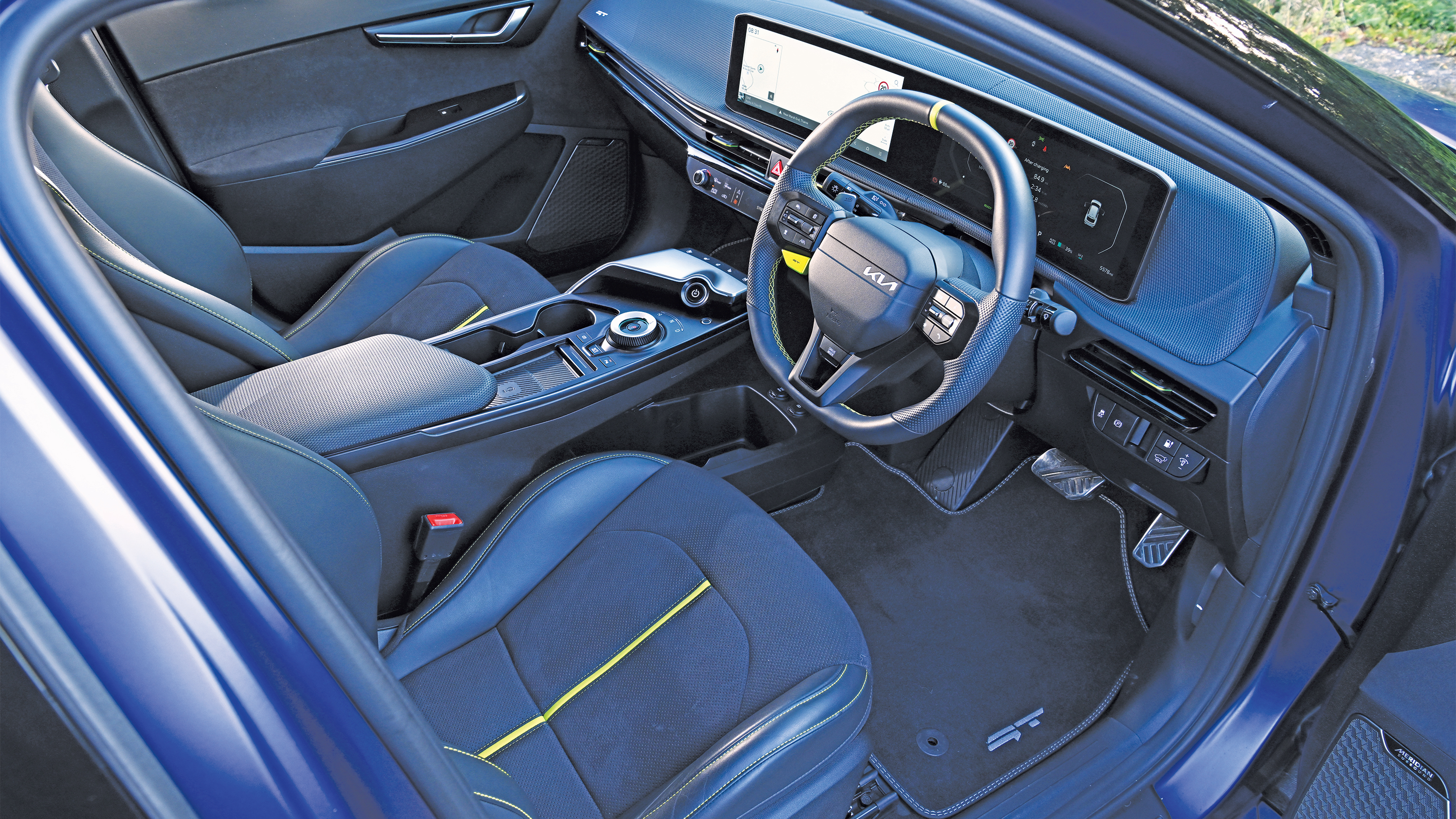 Kia EV6 GT - interior overview