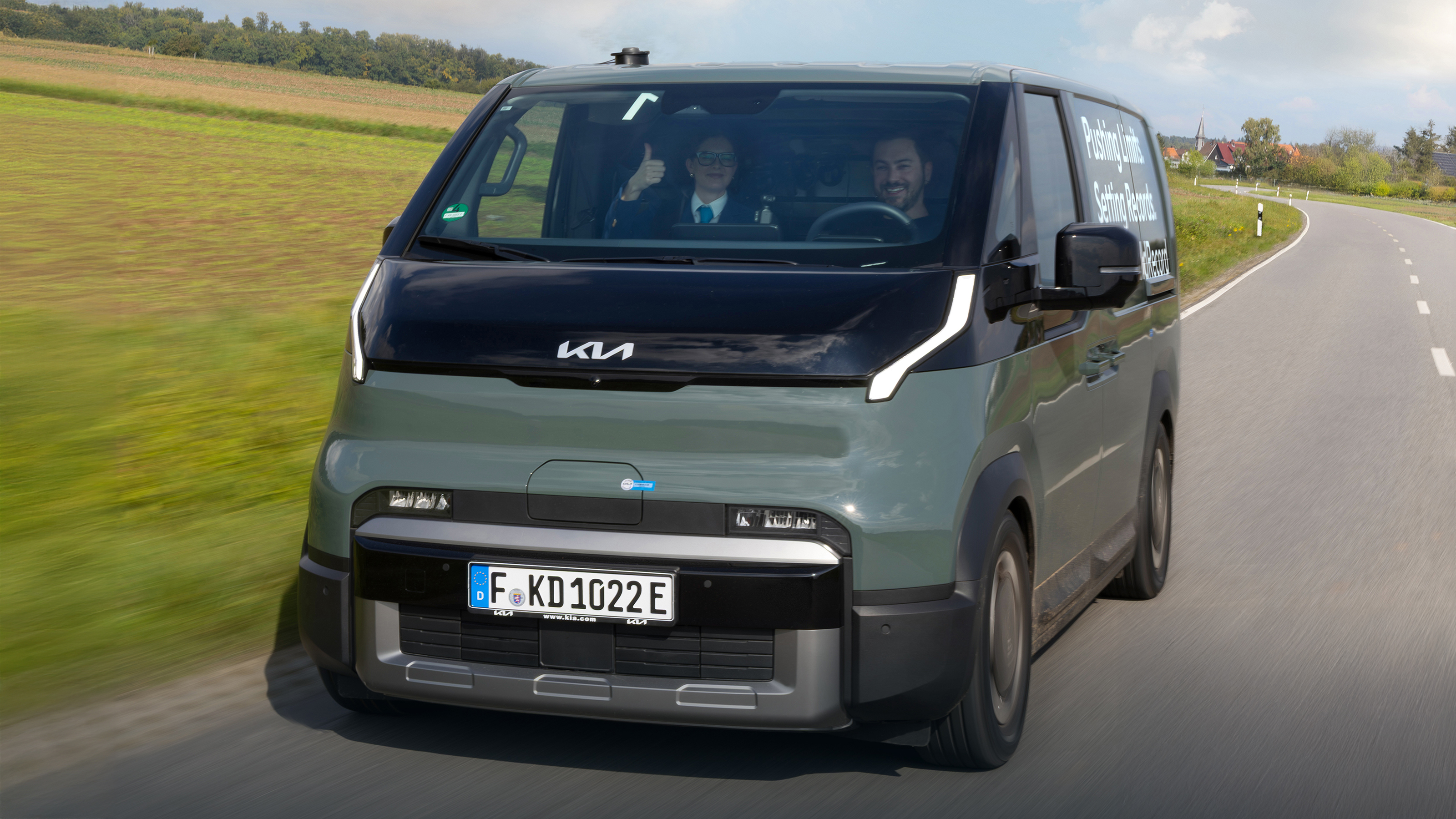 Kia PV5 record-breaking - front 3/4