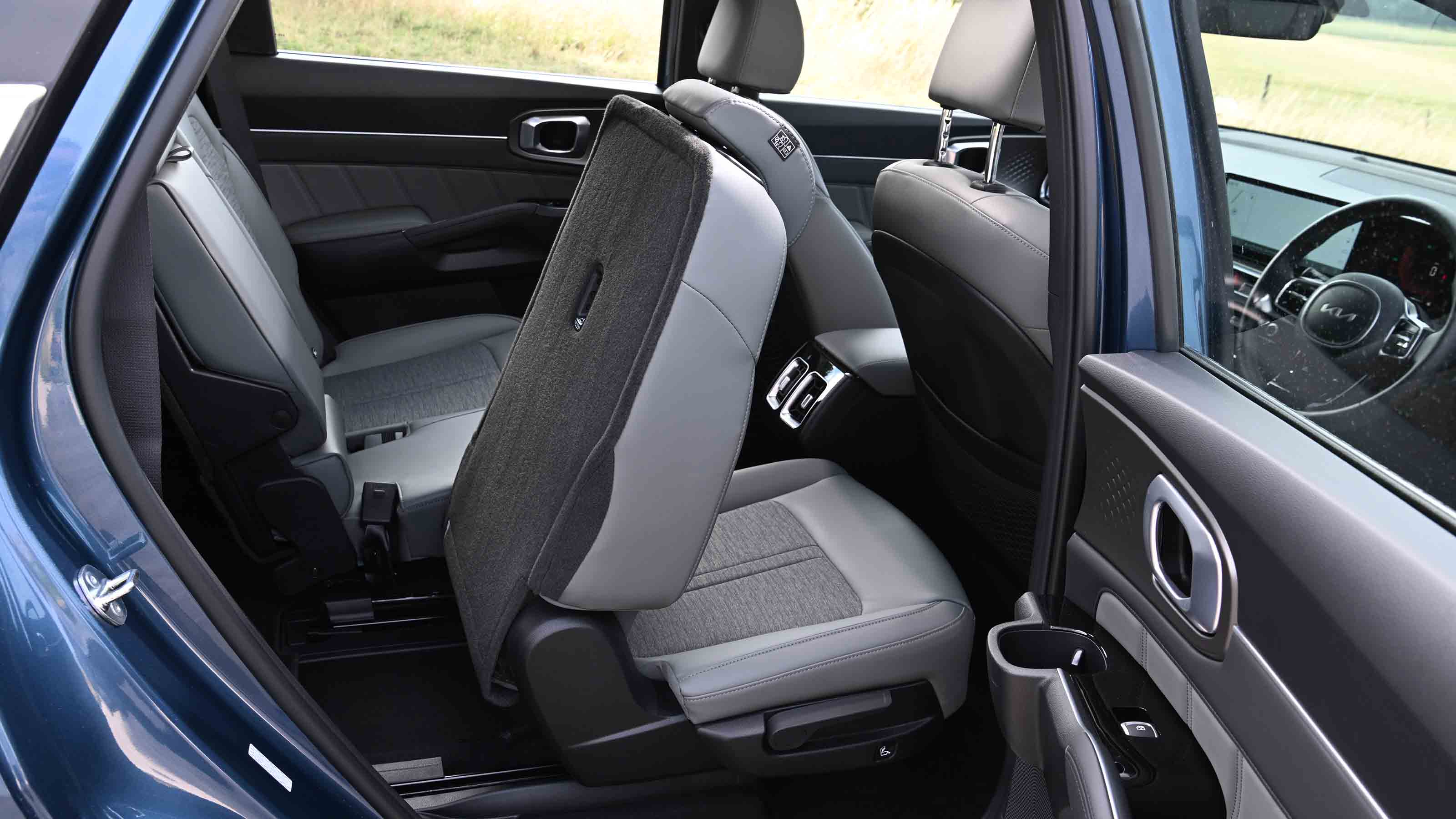 Kia Sorento - third row access