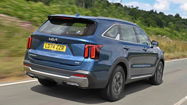 Kia Sorento - rear tracking