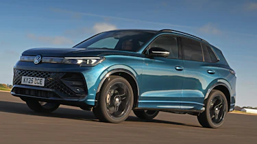 Volkswagen Tiguan - front tracking