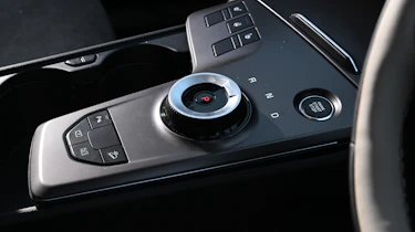 Kia Sportage - centre console