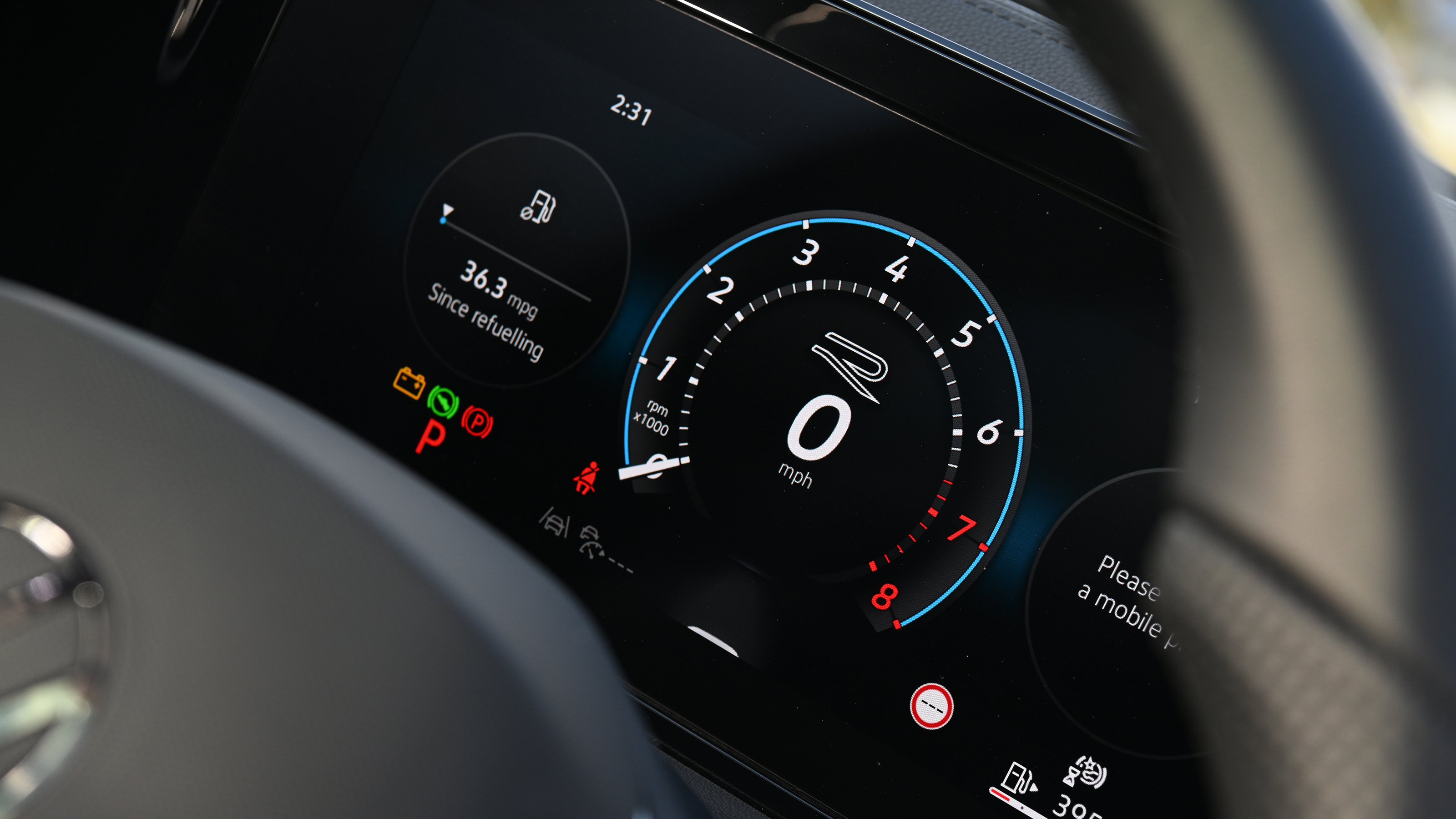 Volkswagen Tiguan - digital drivers display 