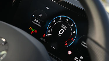 Volkswagen Tiguan - digital drivers display