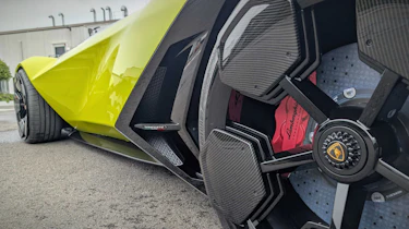 Lamborghini Manifesto AEX alloy wheel