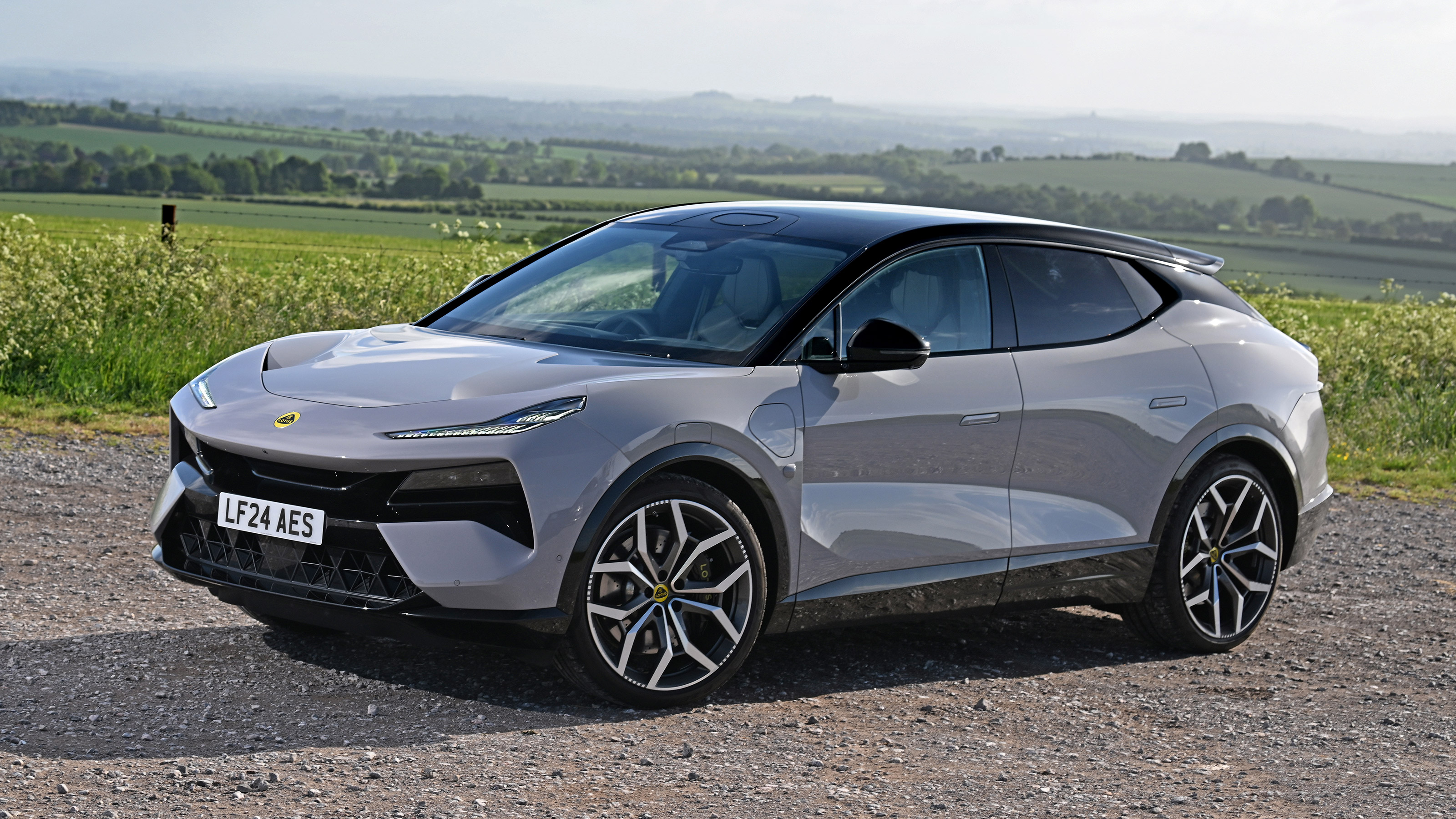 Lotus Eletre - front static
