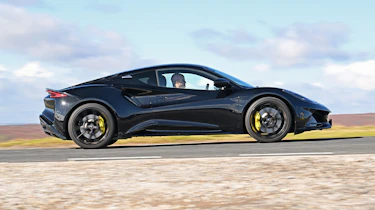 Lotus Emira Turbo SE - side action