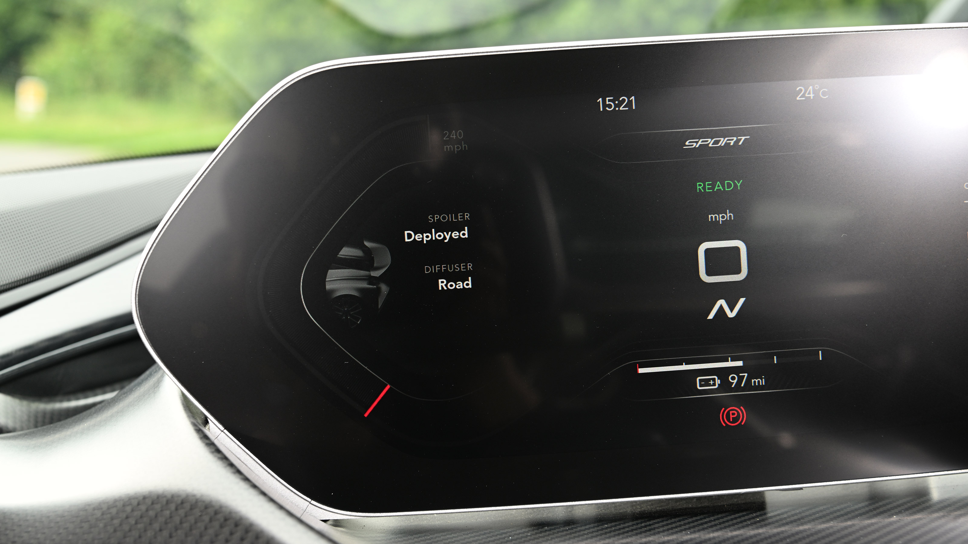 Lotus Evija - screen