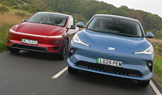 MG IM6 vs Tesla Model Y - front tracking