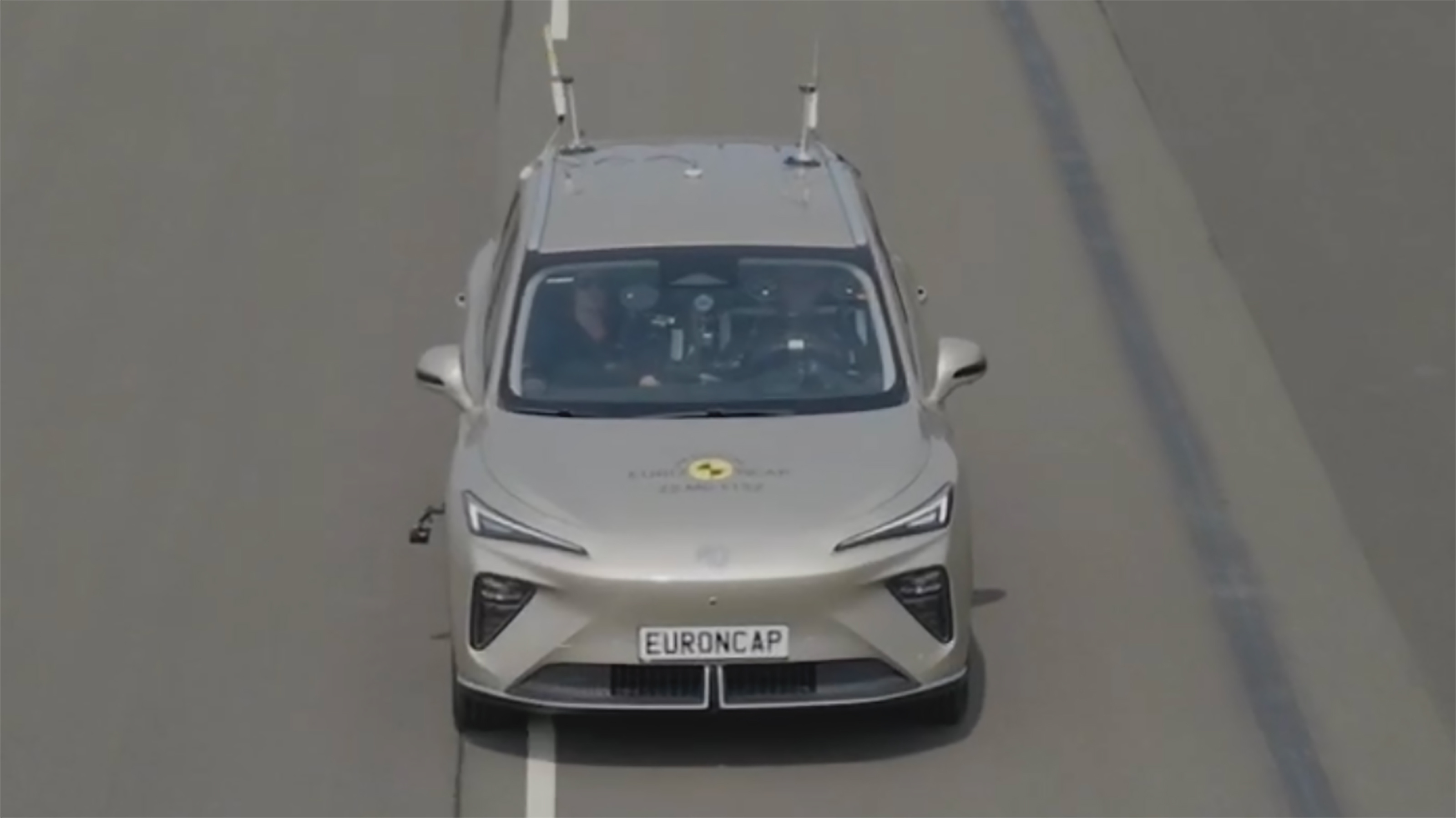 New MGS6 EV - front tracking undergoing Euro NCAP testing