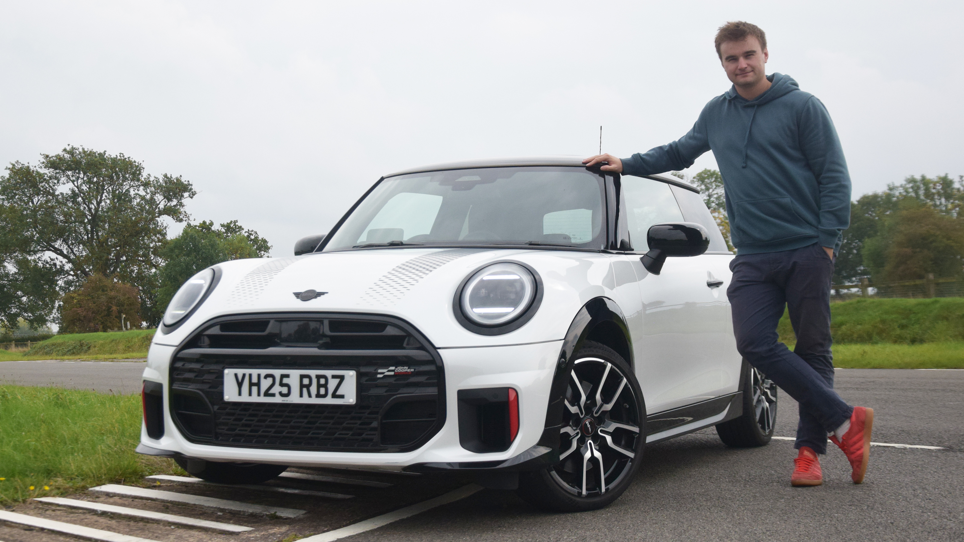 MINI John Cooper Works - front end header