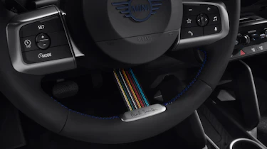 MINI Paul Smith Edition - steering wheel detail