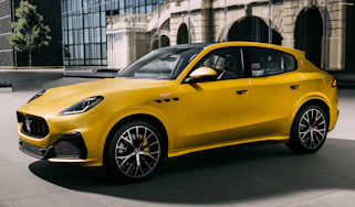 Maserati Grecale Folgore - yellow front angled