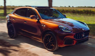 Maserati Grecale Tributo Il Bruciato - dynamic front angled
