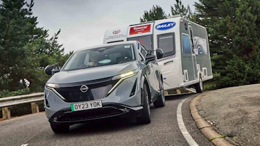 Nissan Ariya - towing cornering left