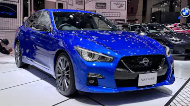 Nissan Skyline - front 3/4
