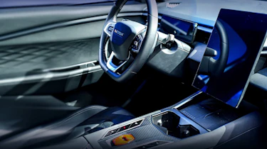 Omoda 4 - interior