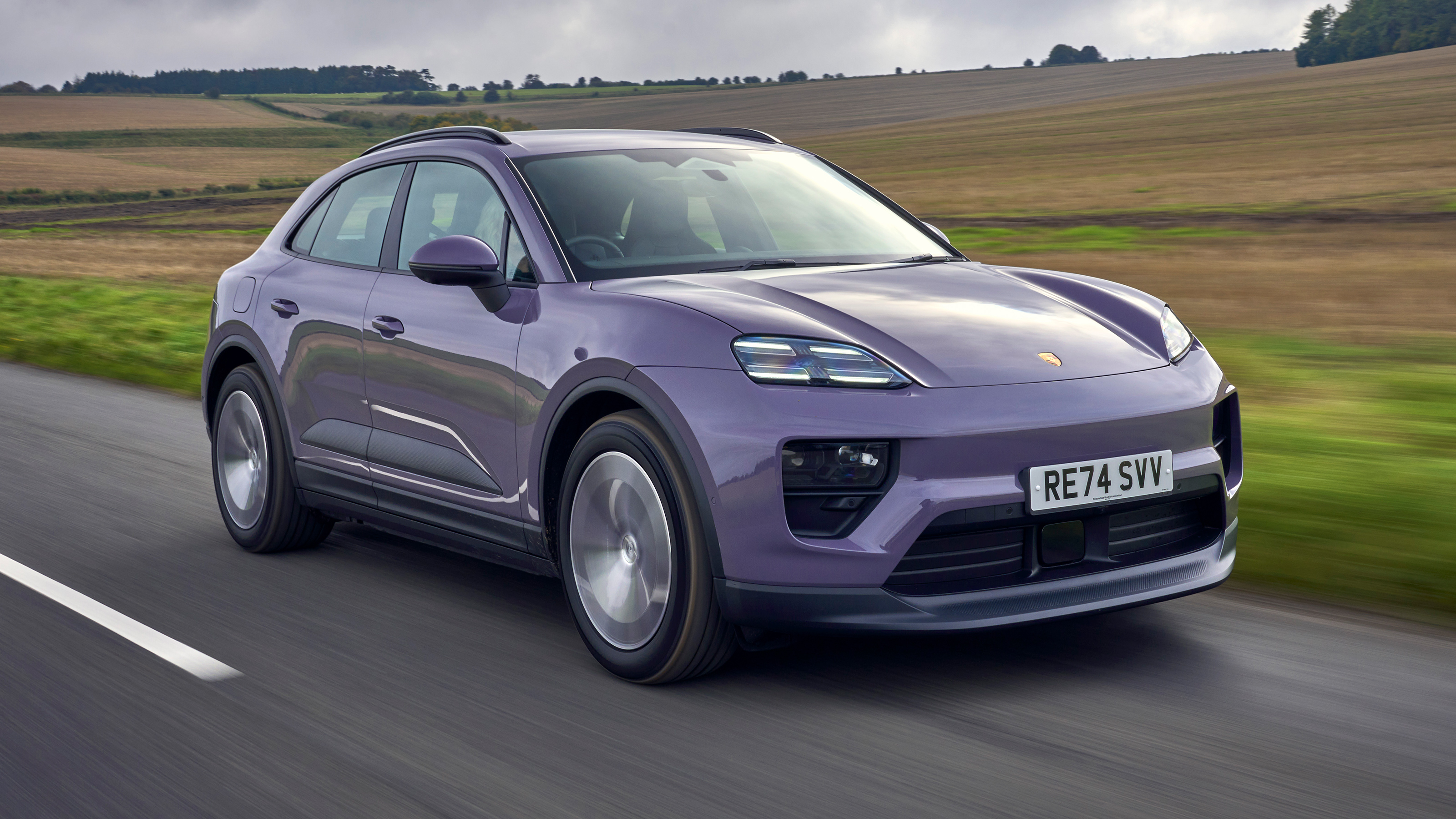 Porsche Macan Electric 4 - front tracking