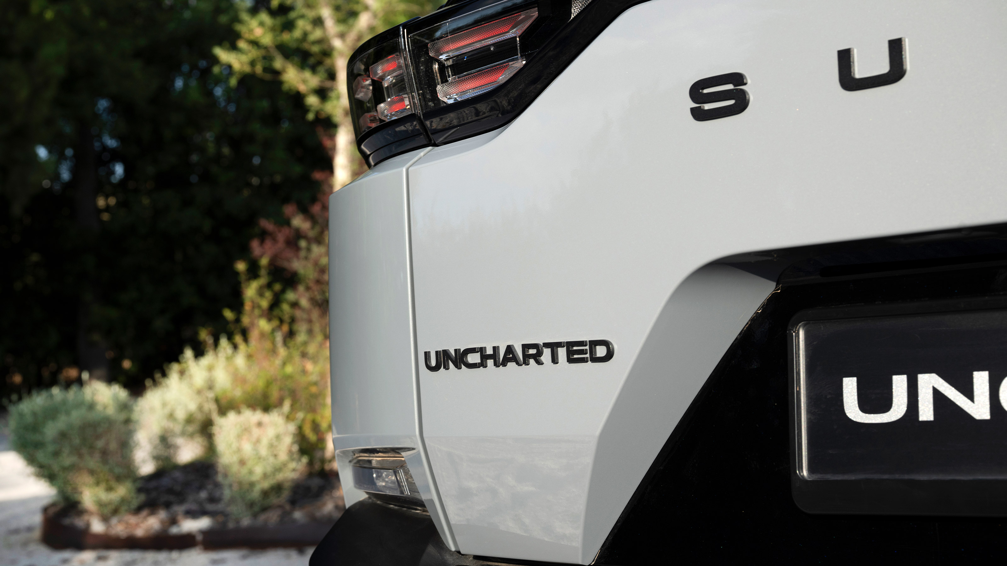 Subaru Uncharted - rear badge