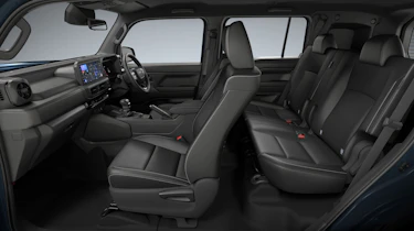 Toyota Land Cruiser FJ - seats