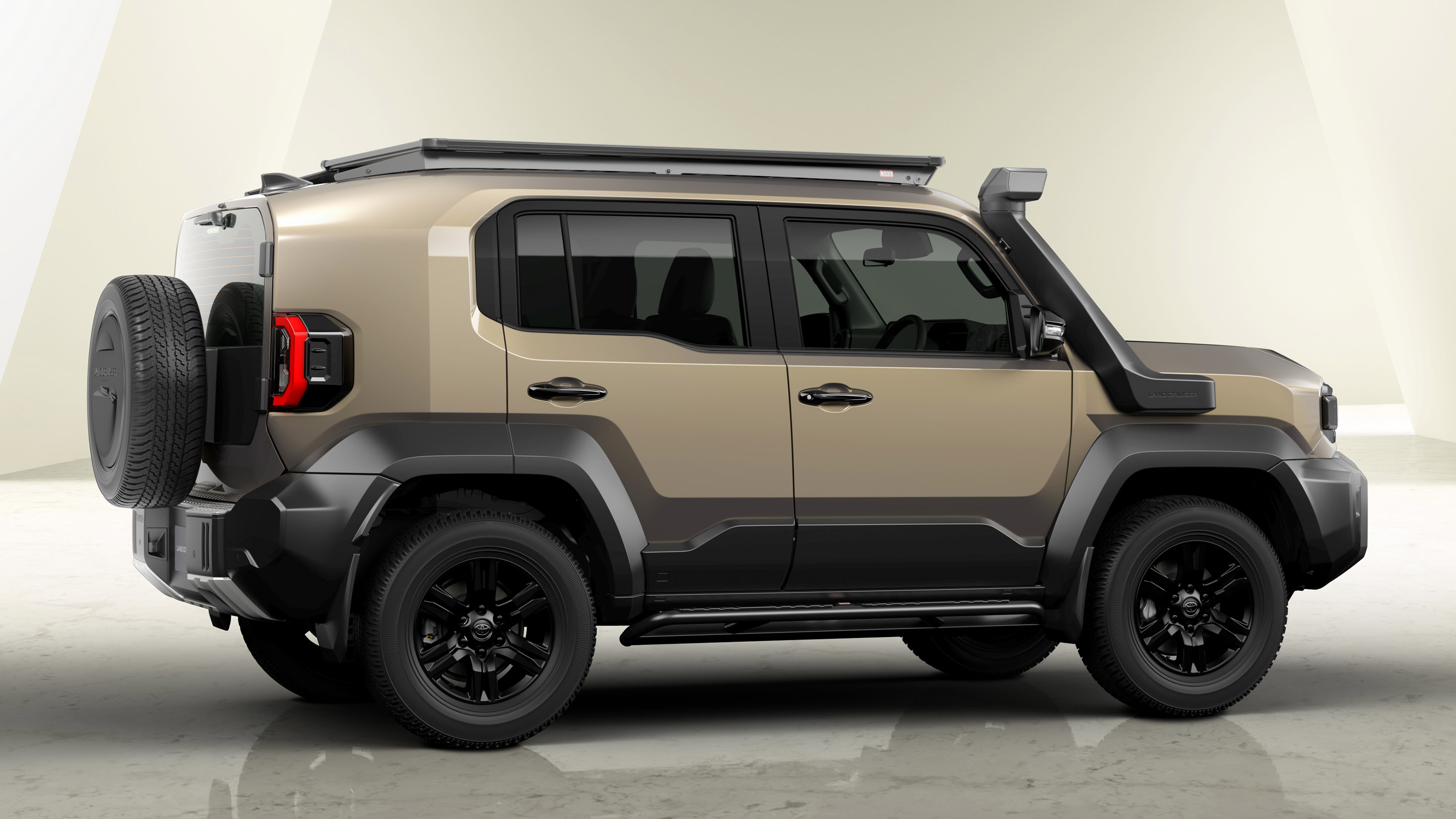 Toyota Land Cruiser FJ - rear