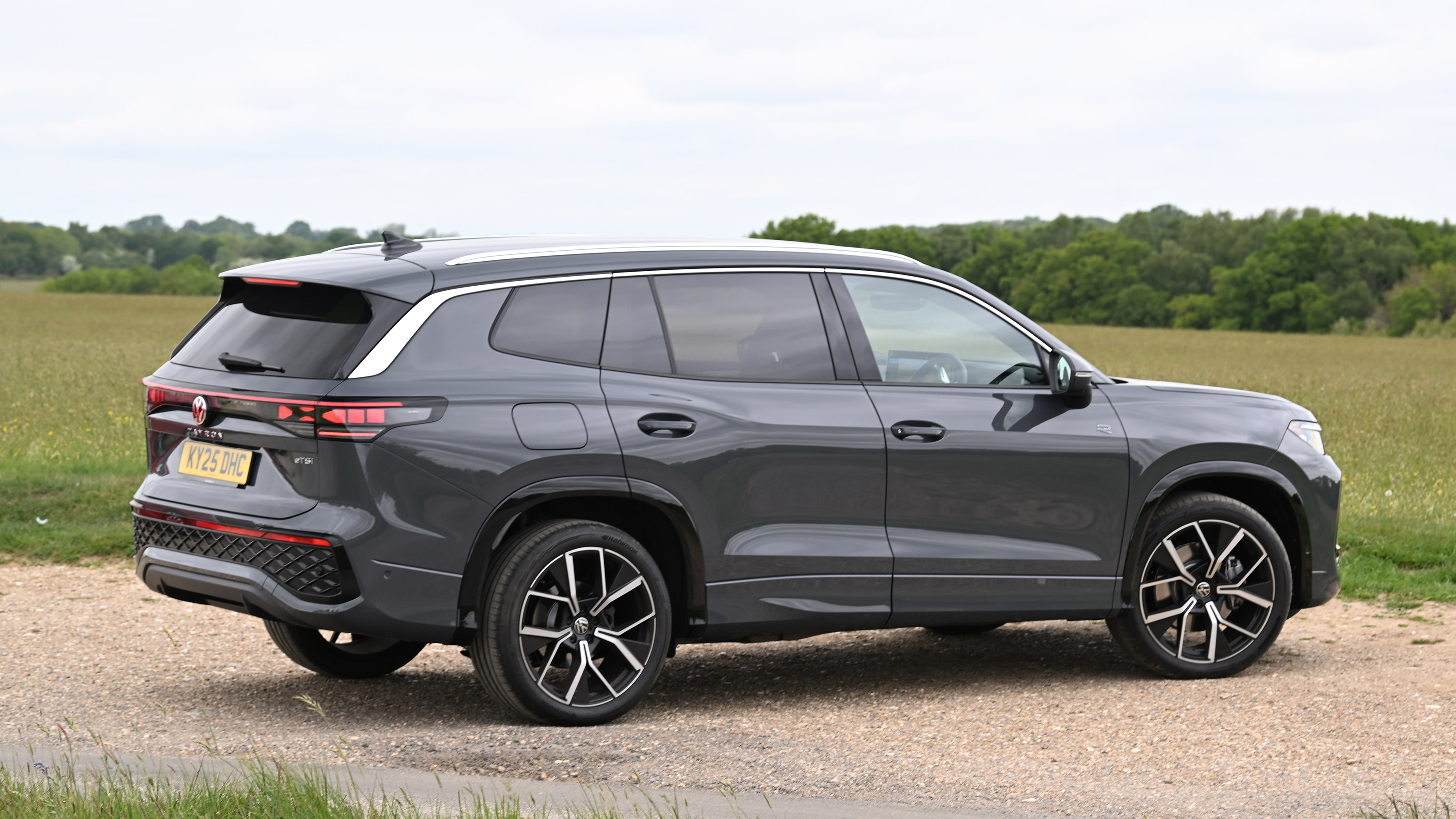 Volkswagen Tayron - rear static