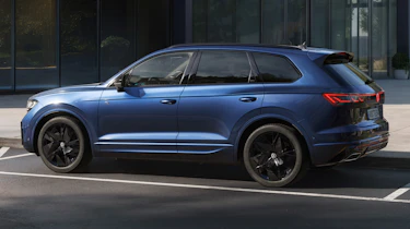 Volkswagen Touareg Final Edition - rear angled