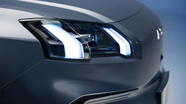 AION V headlights