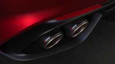 Alfa Romeo Giulia Quadrifoglio Colleziones - exhaust