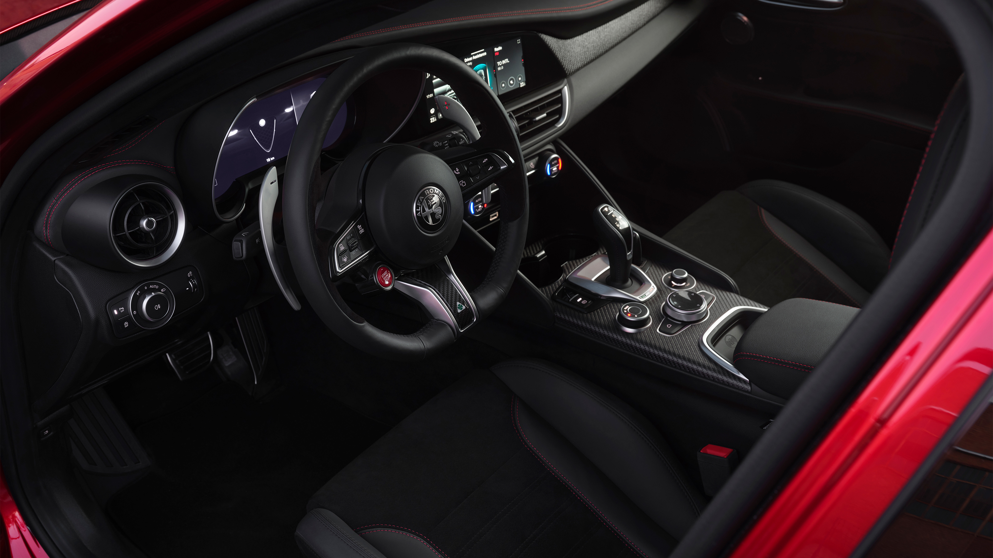  Alfa Romeo Giulia Quadrifoglio Colleziones - interior