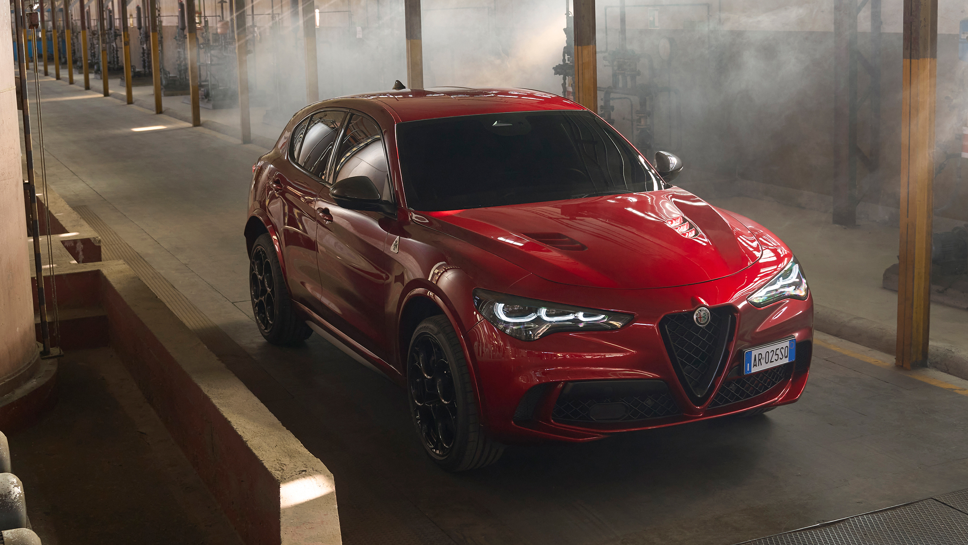  Alfa Romeo Stelvio Quadrifoglio Colleziones - front 3/4