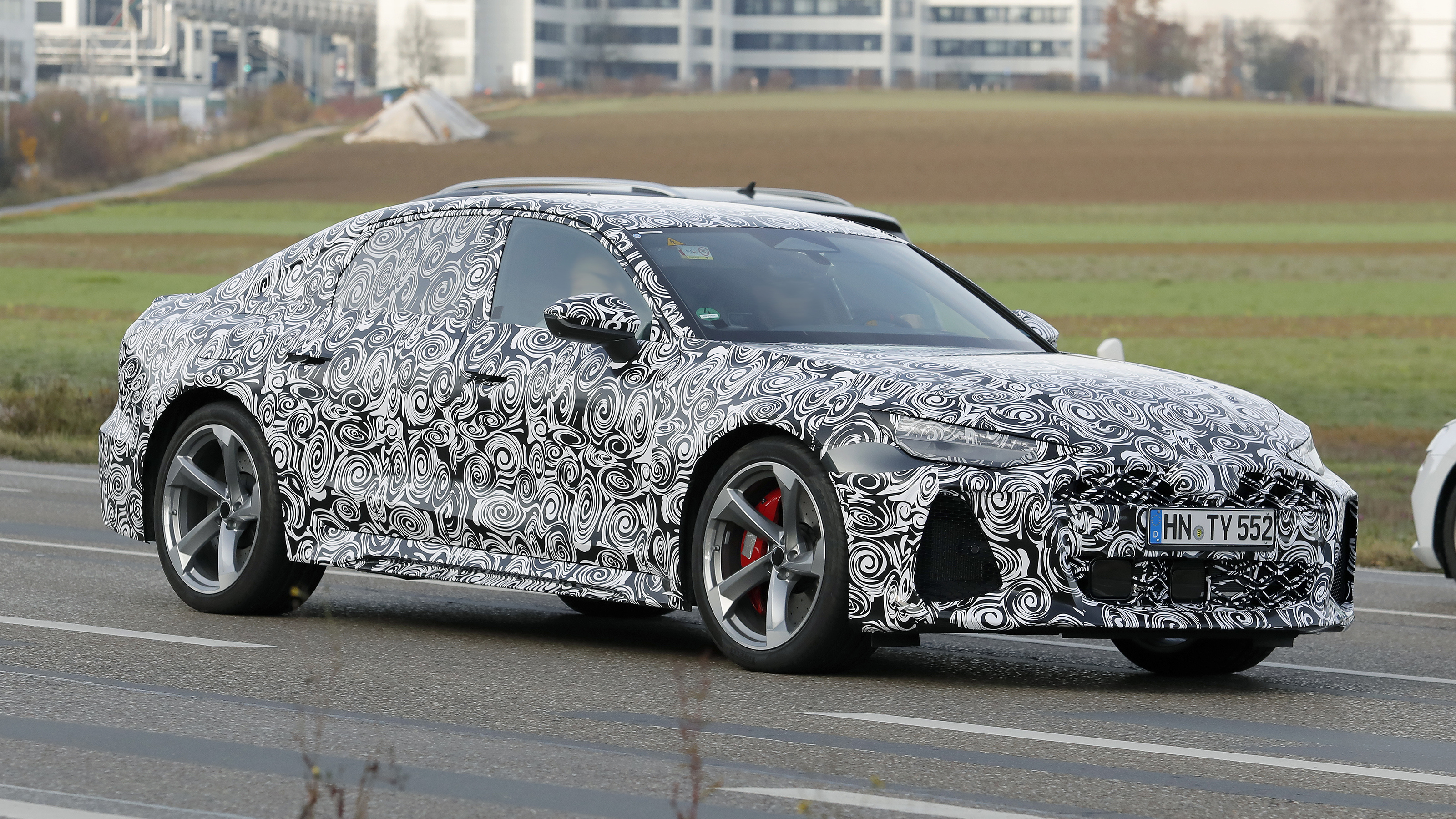 Audi RS 6 (camouflaged) - front 3/4