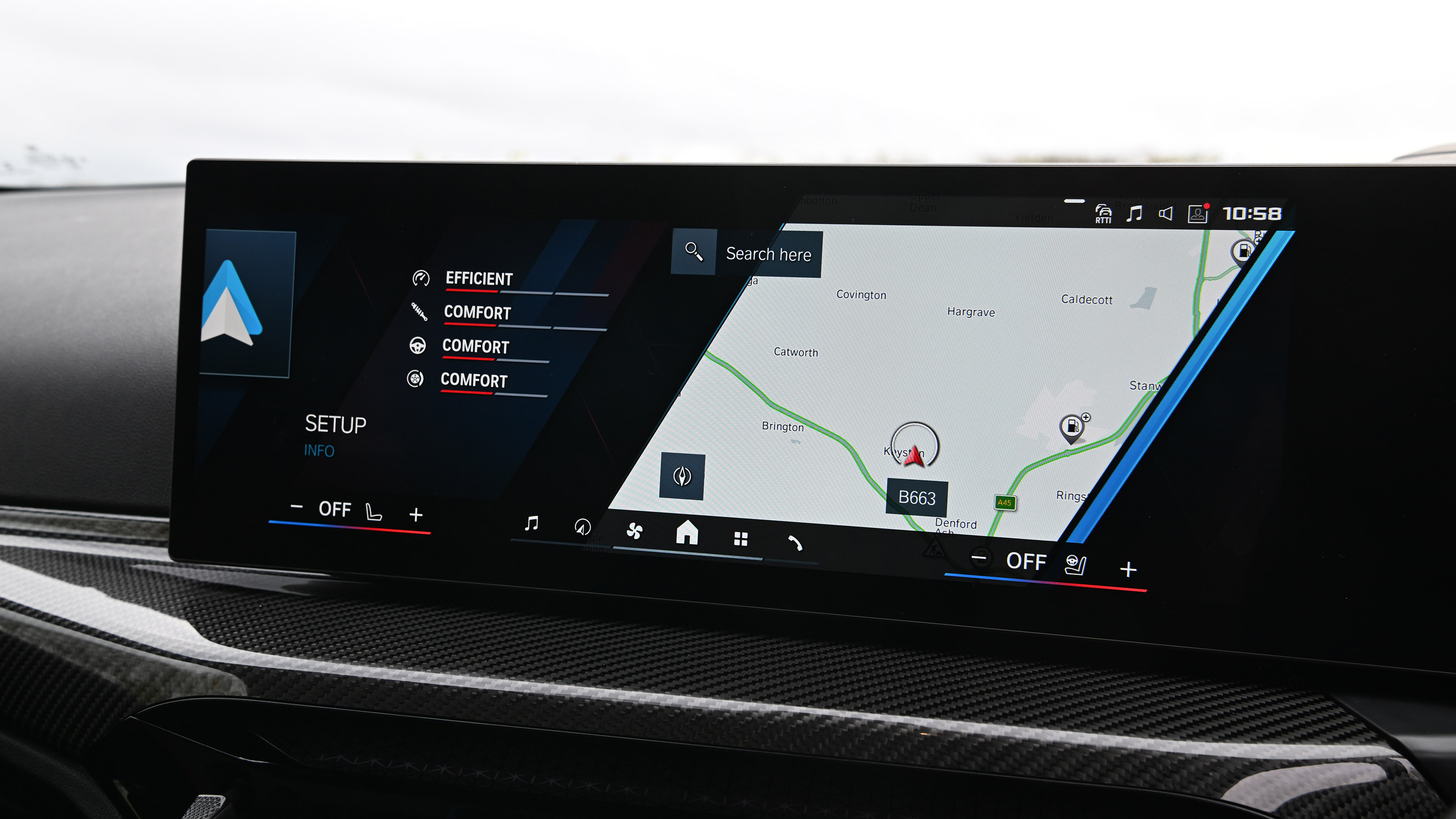 BMW M2 CS - screen