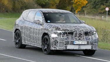 BMW iX3 M - dynamic front 3/4