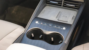 BYD Seal 6 Saloon Boost - centre console