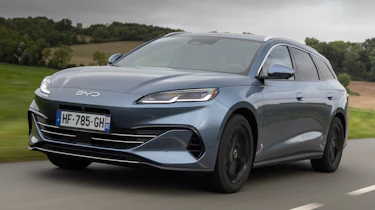 BYD Seal 6 plug-in hybrid - front angled