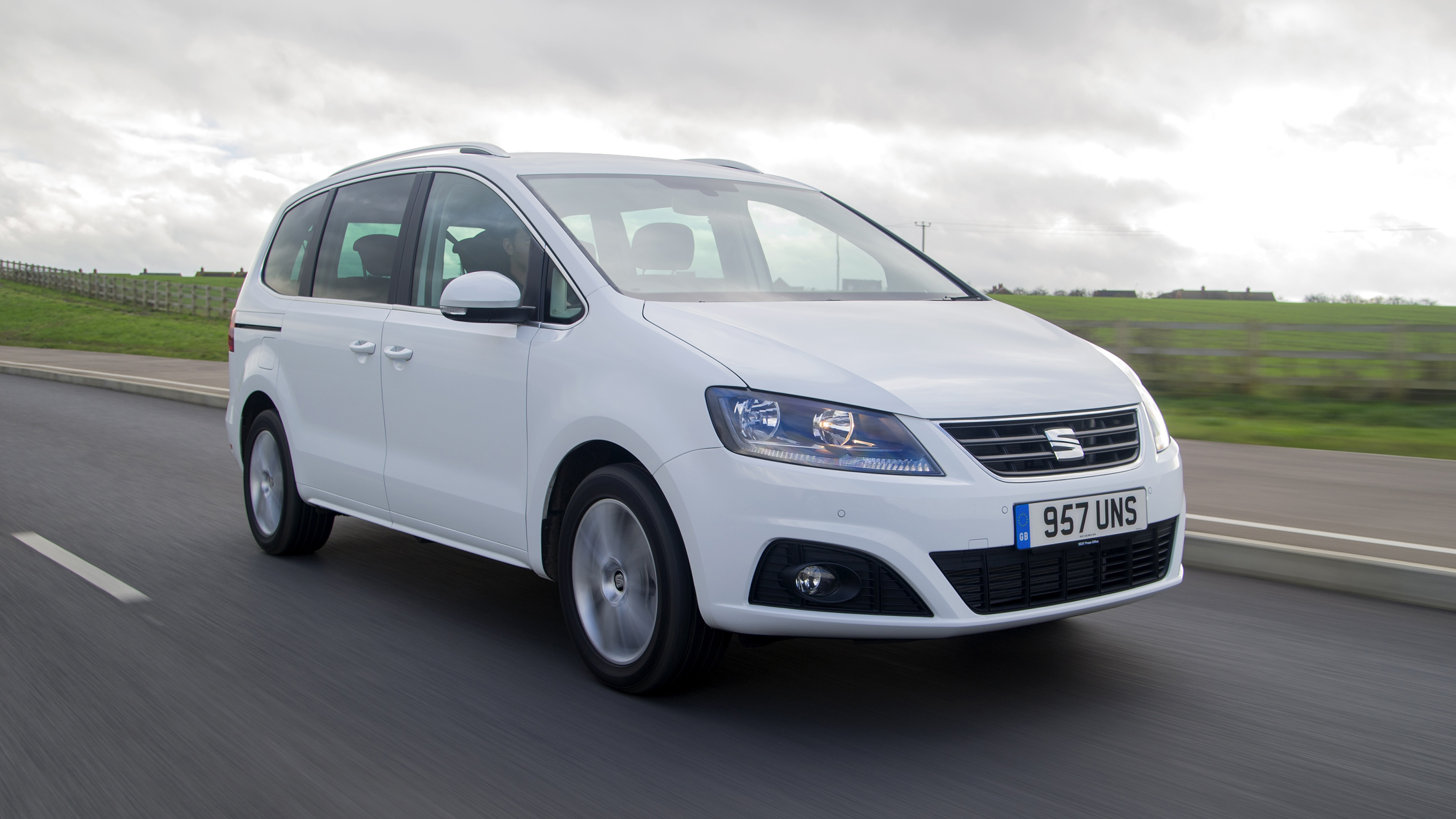 SEAT Alhambra - front tracking